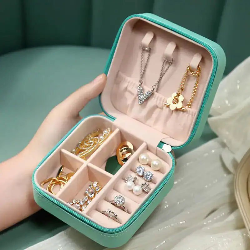 Portable Travel Jewelry Organizer Box (Random Colours)